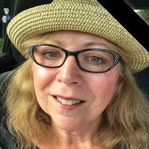 Meet your Posher, Bobbie